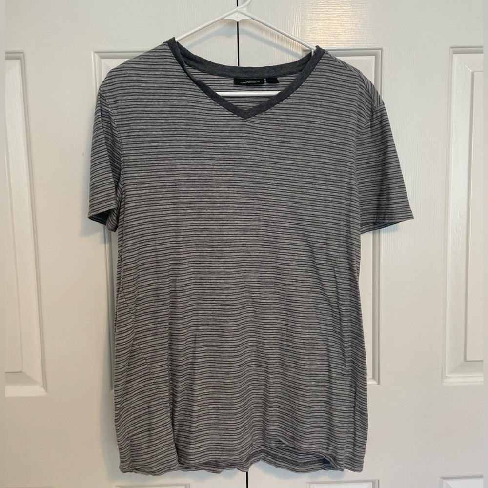 Men’s Marc Anthony V-Neck Casual Striped T Shirt, Gray/White, Size Large